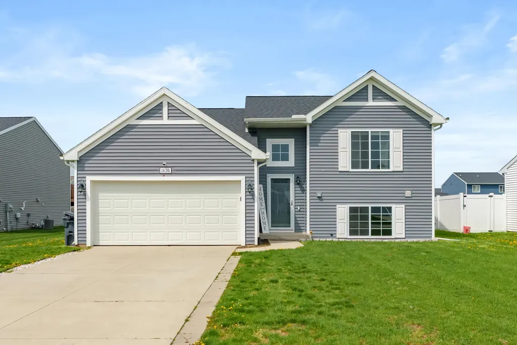 1630 Tea Pond Court Vicksburg Village MI 49097