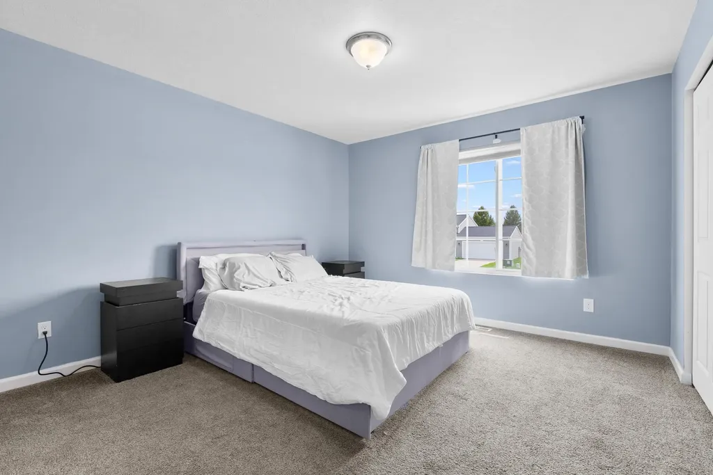 1630 Tea Pond Court Vicksburg Village MI 49097