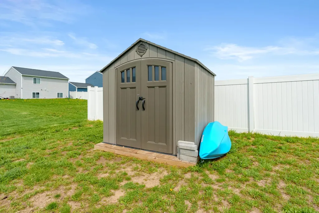 1630 Tea Pond Court Vicksburg Village MI 49097