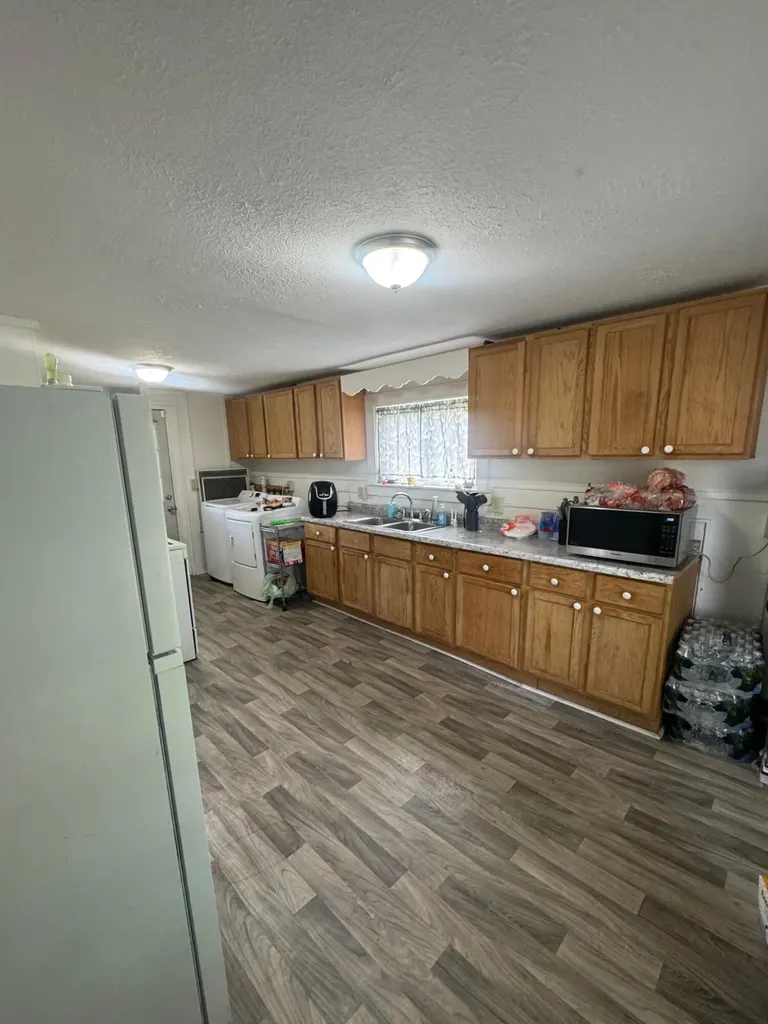 505 N Ionia Street Albion City MI 49224