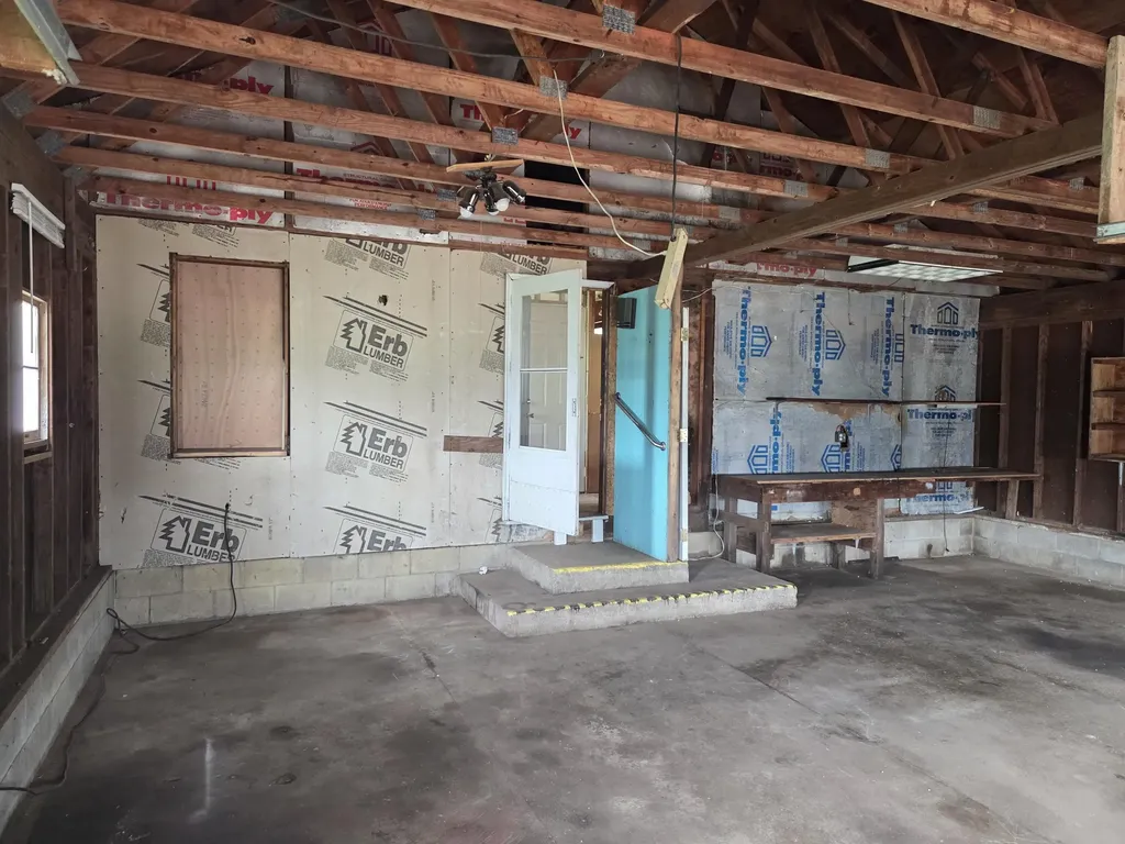 62941 M-40 Antwerp Township MI 49065