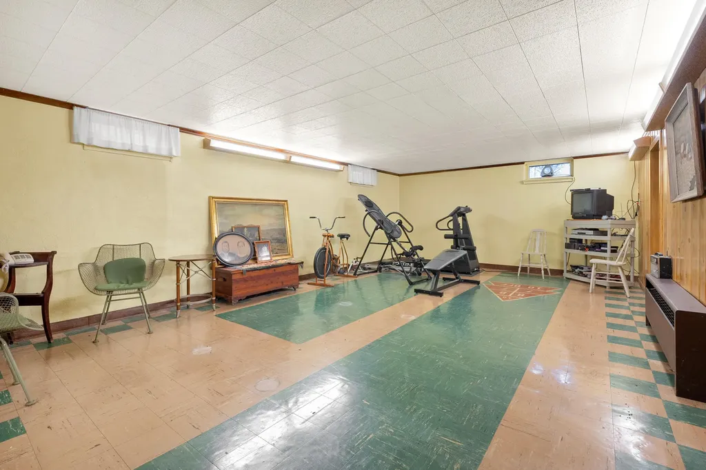 10320 Douglas Avenue Cooper Charter Township MI 49080