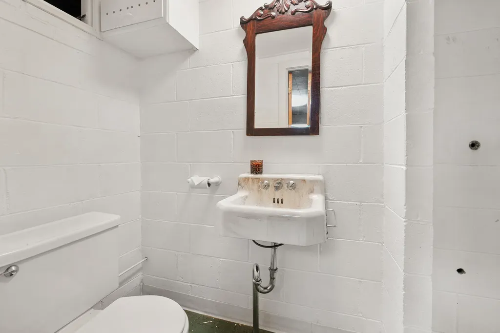 10320 Douglas Avenue Cooper Charter Township MI 49080