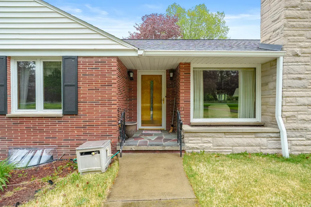 10320 Douglas Avenue Cooper Charter Township MI 49080