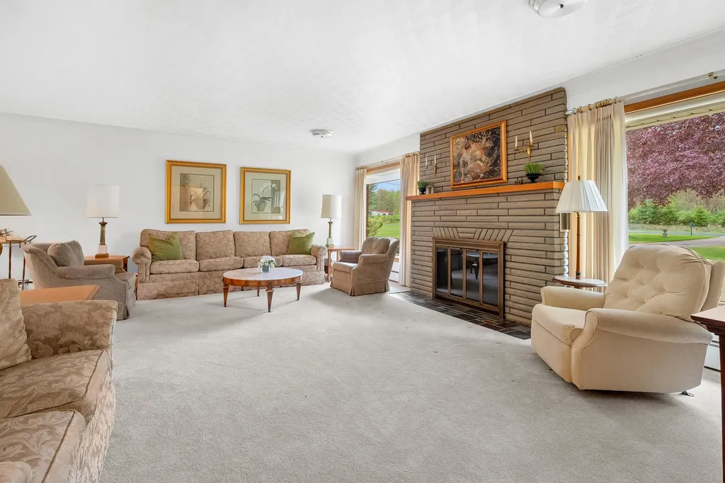 10320 Douglas Avenue Cooper Charter Township MI 49080