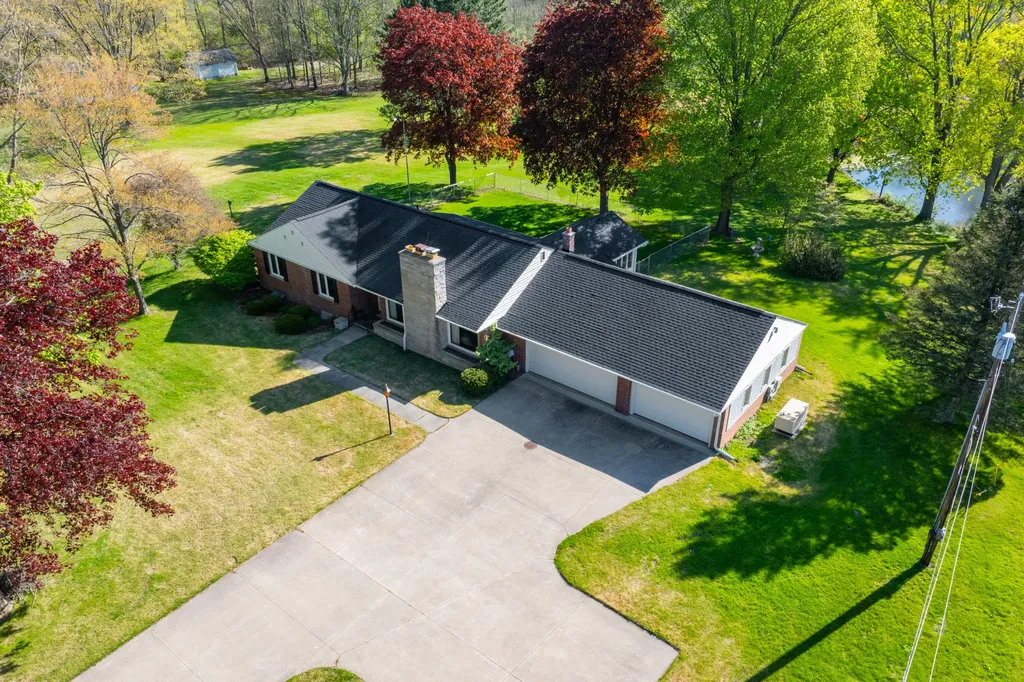 10320 Douglas Avenue Cooper Charter Township MI 49080