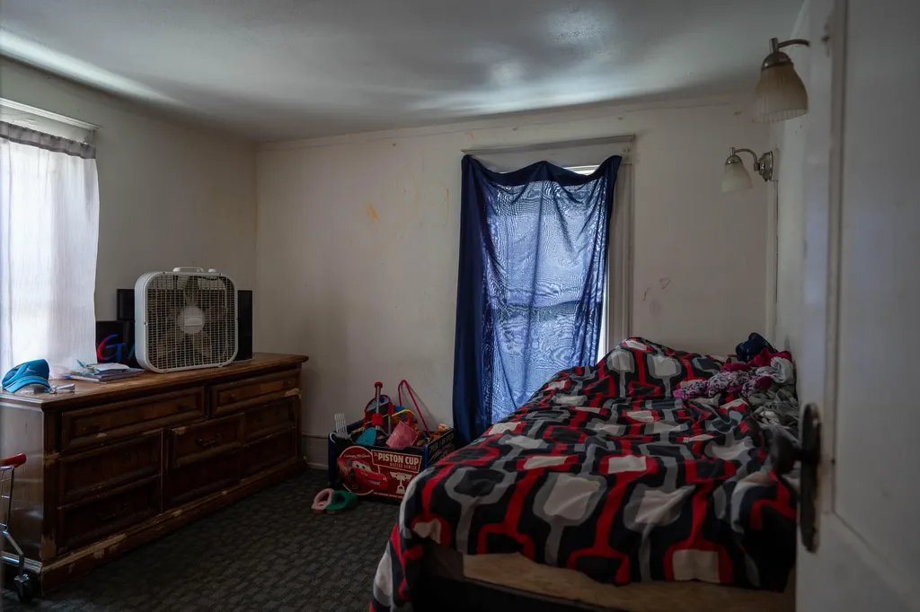 1525 W Saginaw Street Lansing City MI 48915