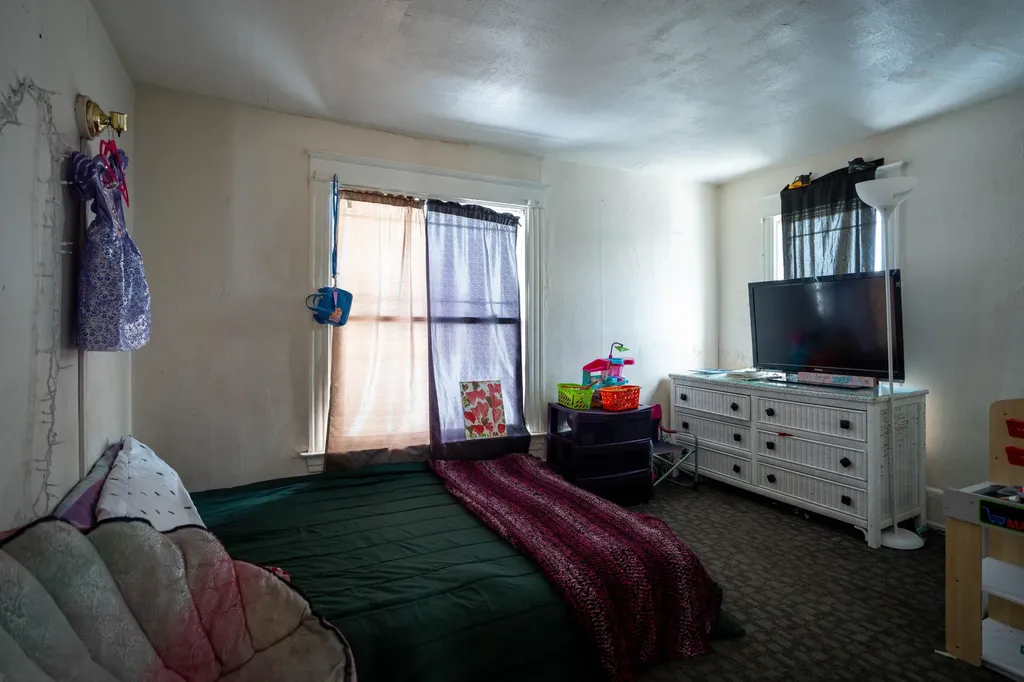 1525 W Saginaw Street Lansing City MI 48915