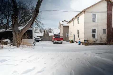 1525 W Saginaw Street Lansing City MI 48915