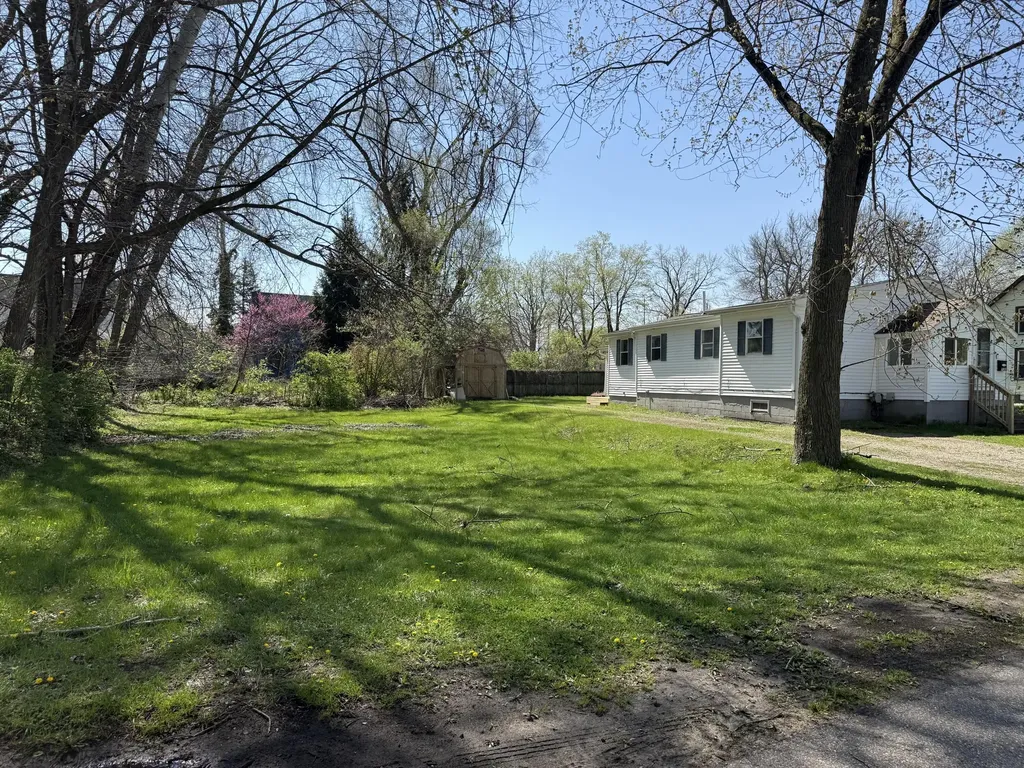 720 Ray Street Kalamazoo City MI 49048