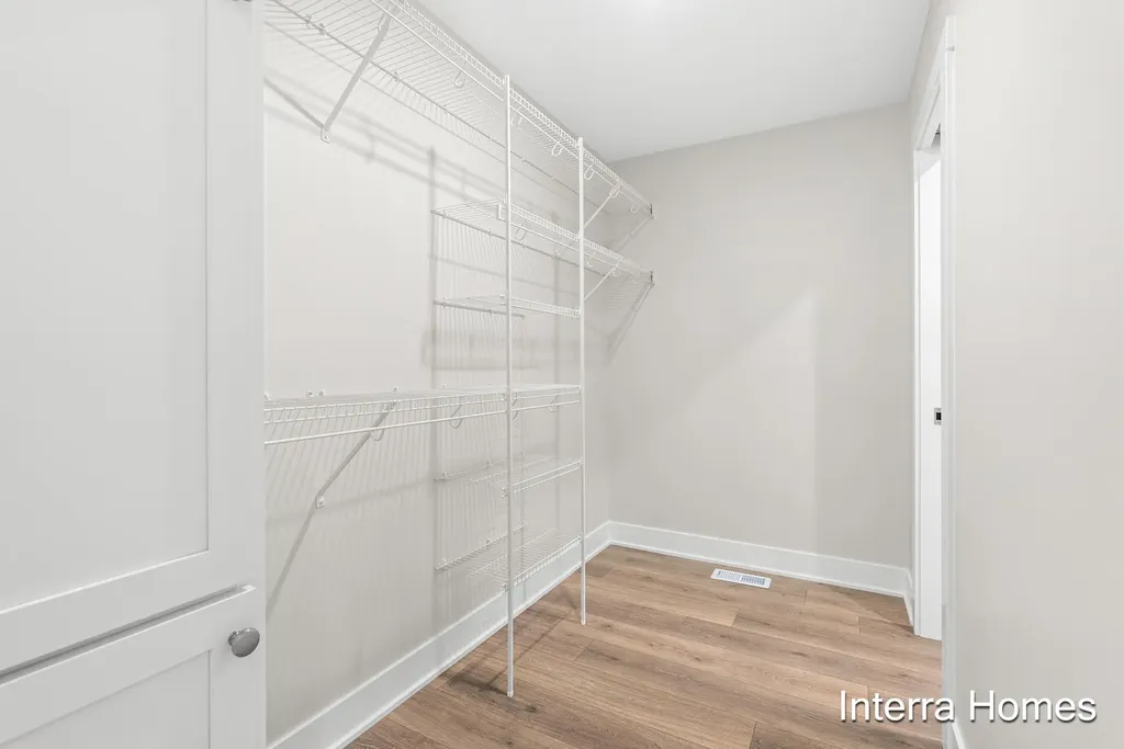 1571 N Village Circle Oshtemo Charter Township MI 49009