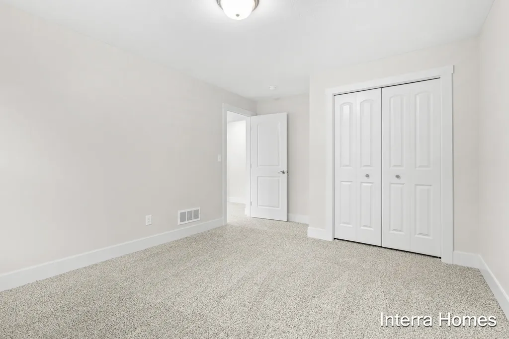 1571 N Village Circle Oshtemo Charter Township MI 49009