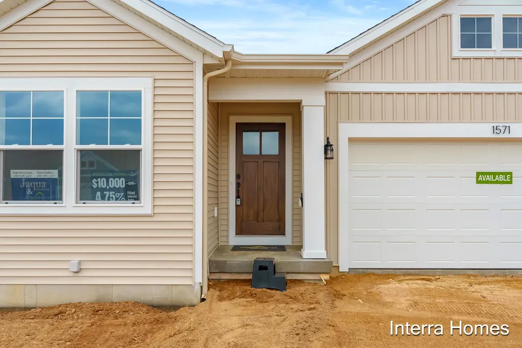1571 N Village Circle Oshtemo Charter Township MI 49009