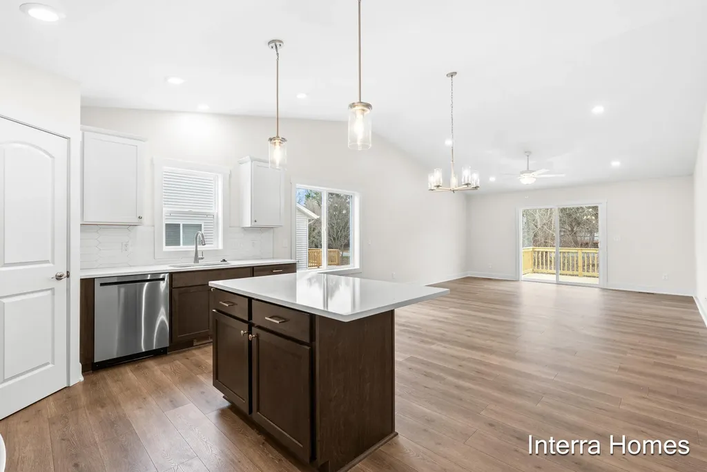 1571 N Village Circle Oshtemo Charter Township MI 49009