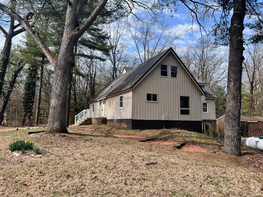 3767 Monroe Road Valley Township MI 49010