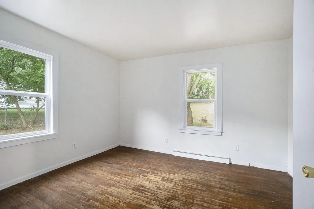 1042 E Mosel Avenue Kalamazoo Charter Township MI 49004