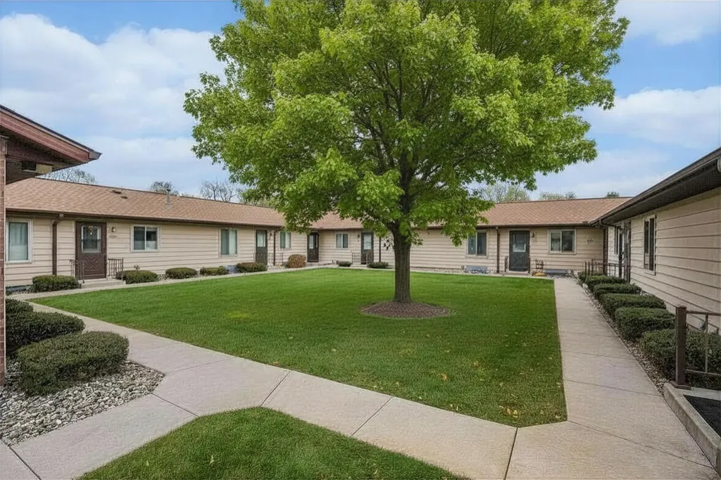 4886 Weston Avenue Kalamazoo Charter Township MI 49006