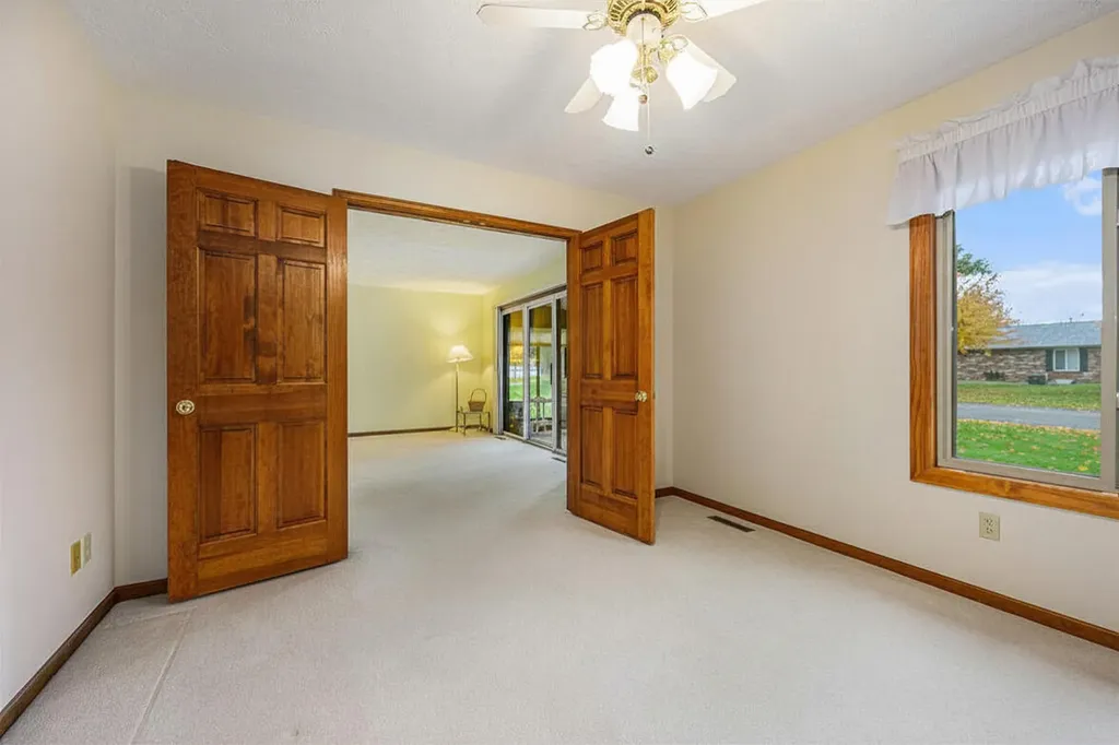 4886 Weston Avenue Kalamazoo Charter Township MI 49006