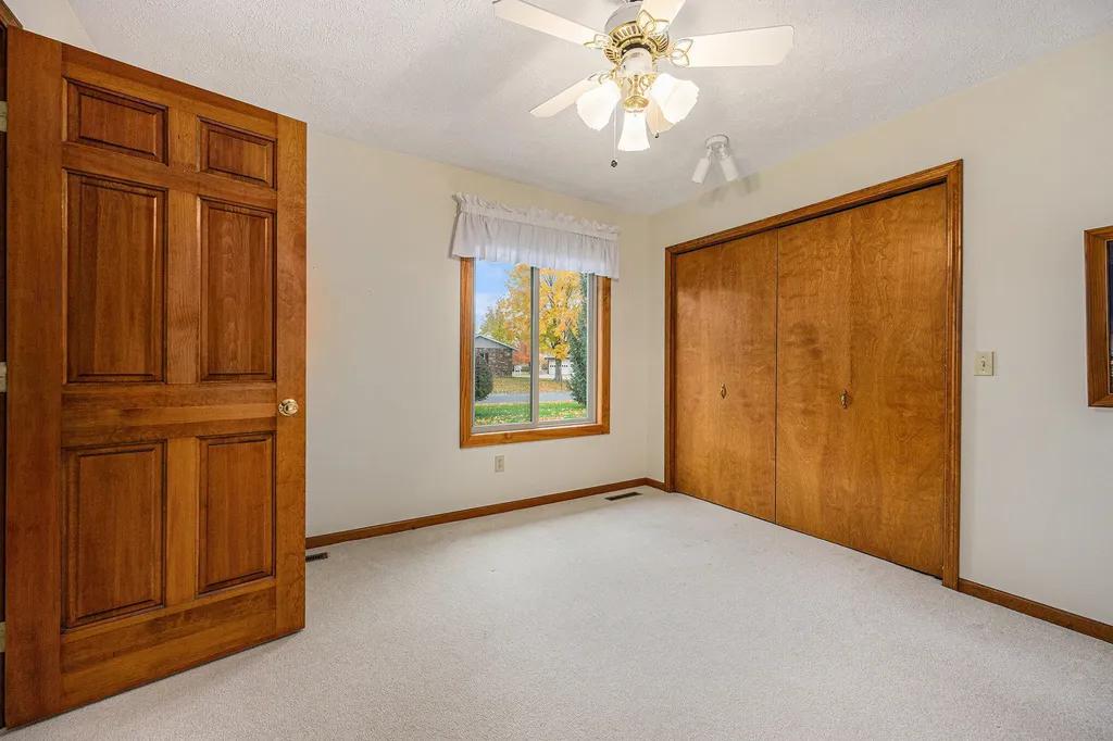 4886 Weston Avenue Kalamazoo Charter Township MI 49006