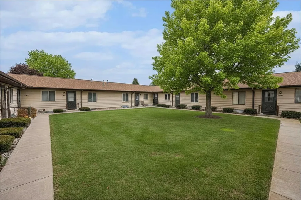 4886 Weston Avenue Kalamazoo Charter Township MI 49006