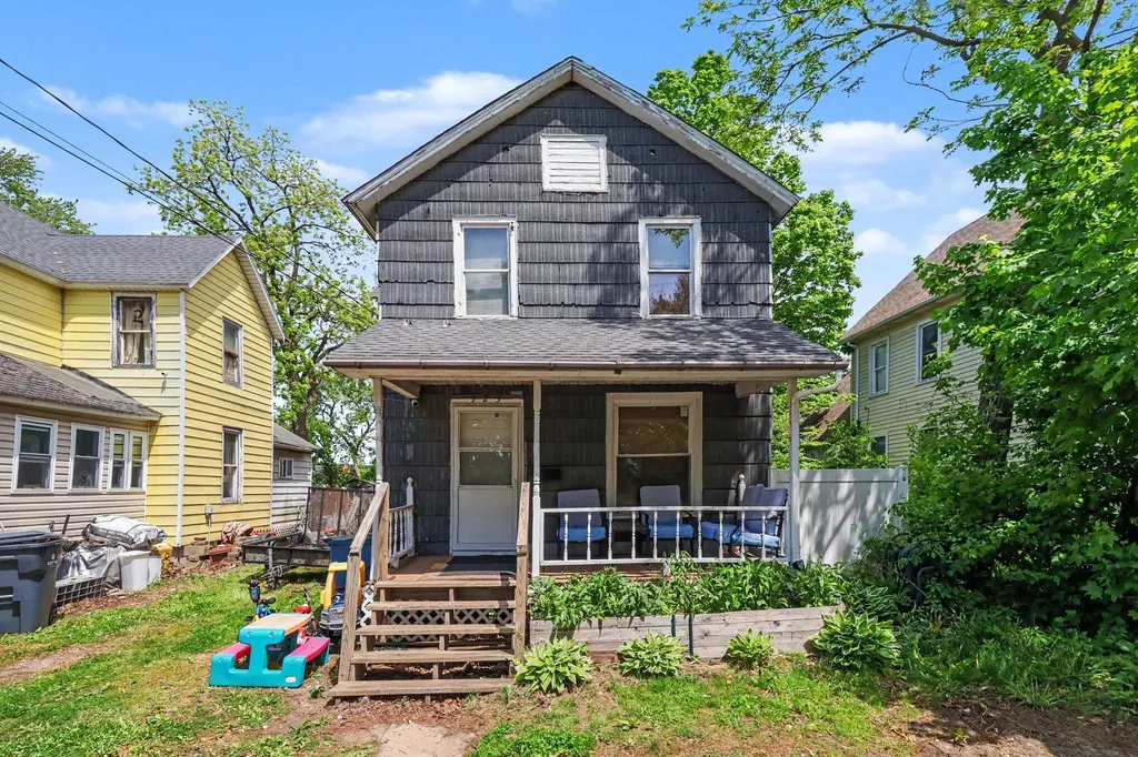 923 Jackson Street Kalamazoo City MI 49001