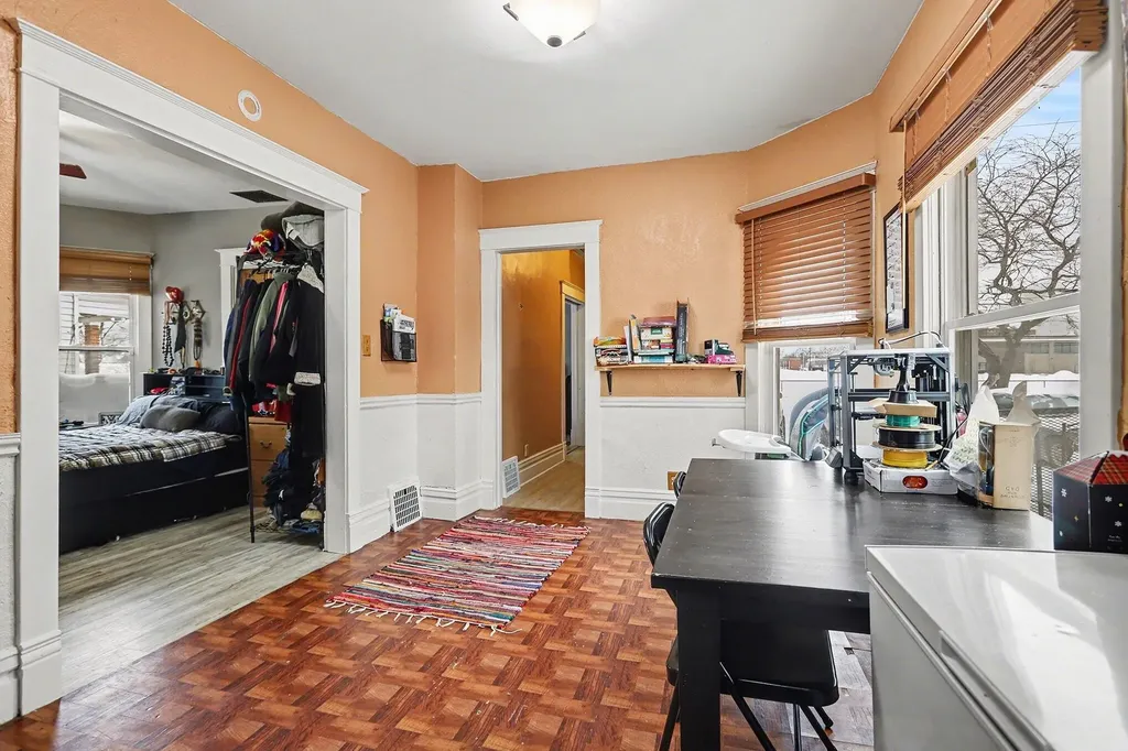 923 Jackson Street Kalamazoo City MI 49001