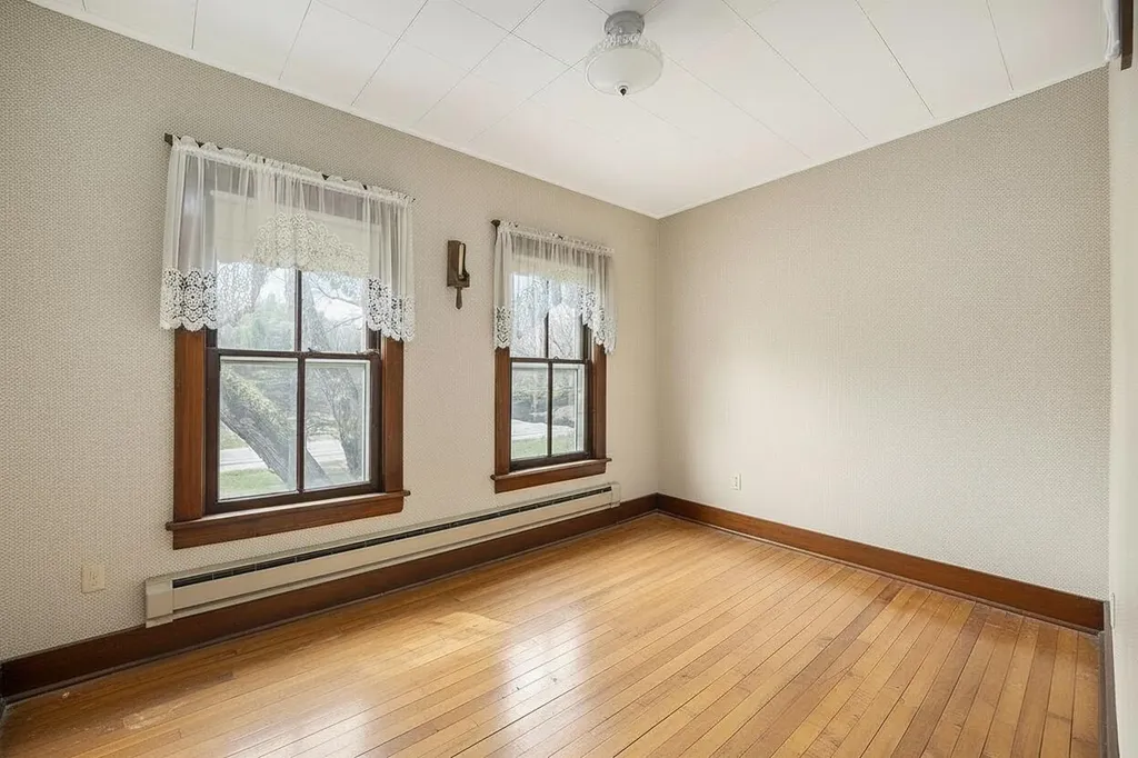 5233 124th Avenue Manlius Township MI 49408