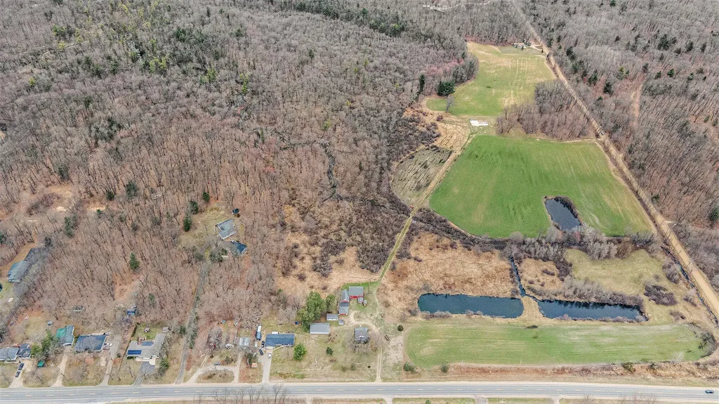 5233 124th Avenue Manlius Township MI 49408