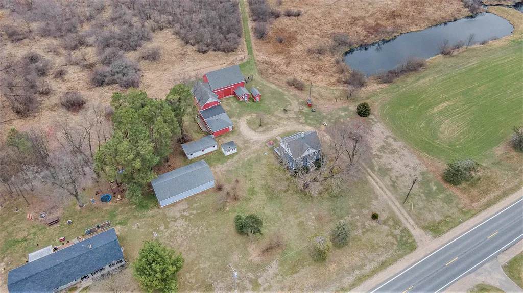 5233 124th Avenue Manlius Township MI 49408