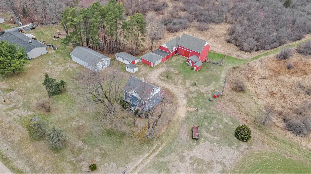 5233 124th Avenue Manlius Township MI 49408