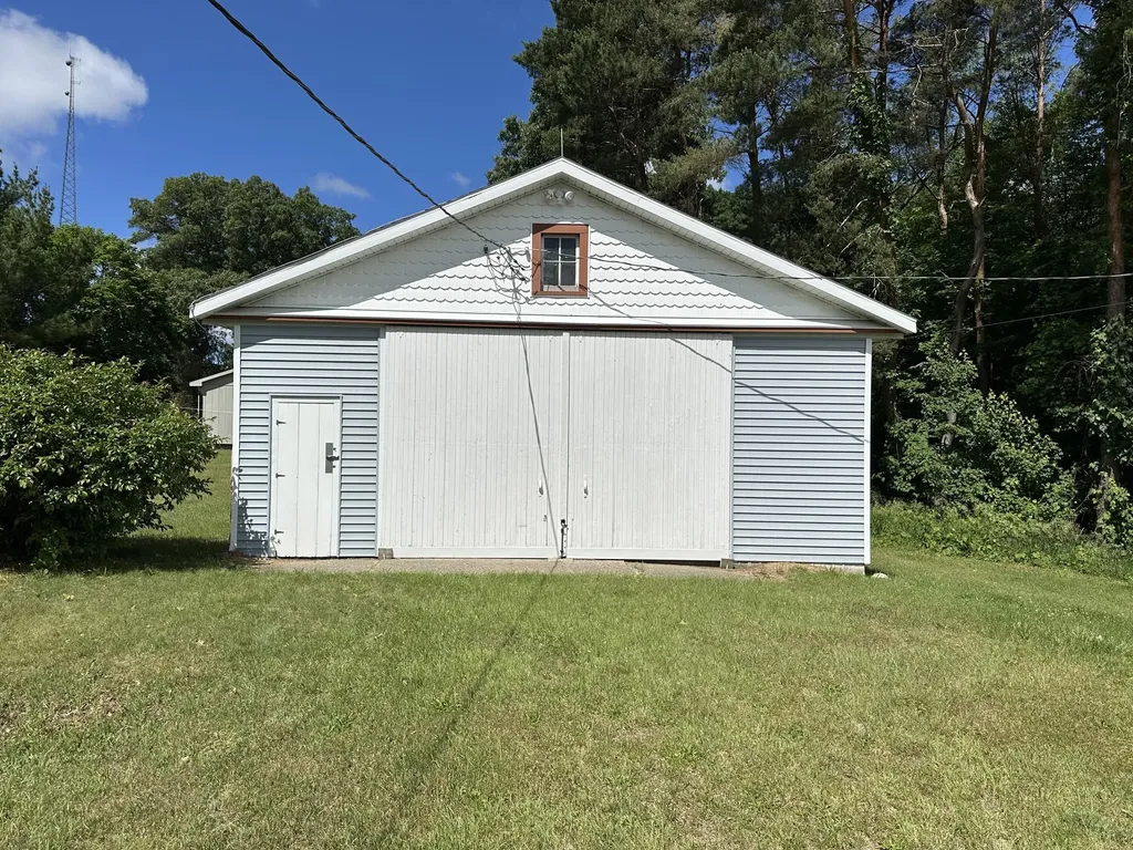 5233 124th Avenue Manlius Township MI 49408