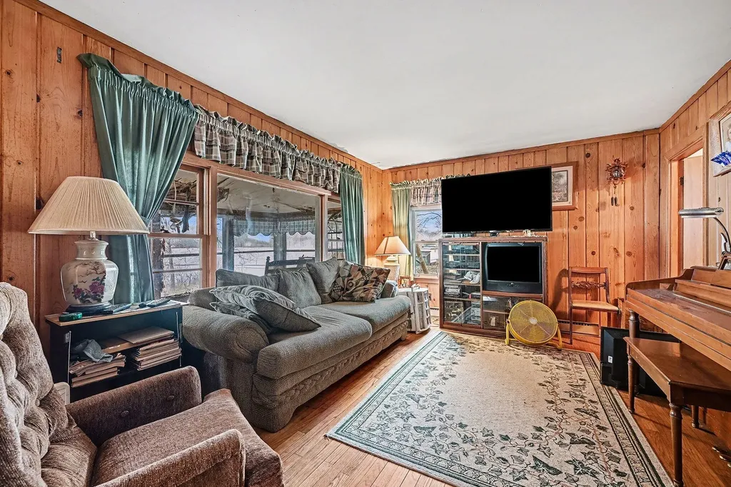 3677 Richardson Drive Cheshire Township MI 49055