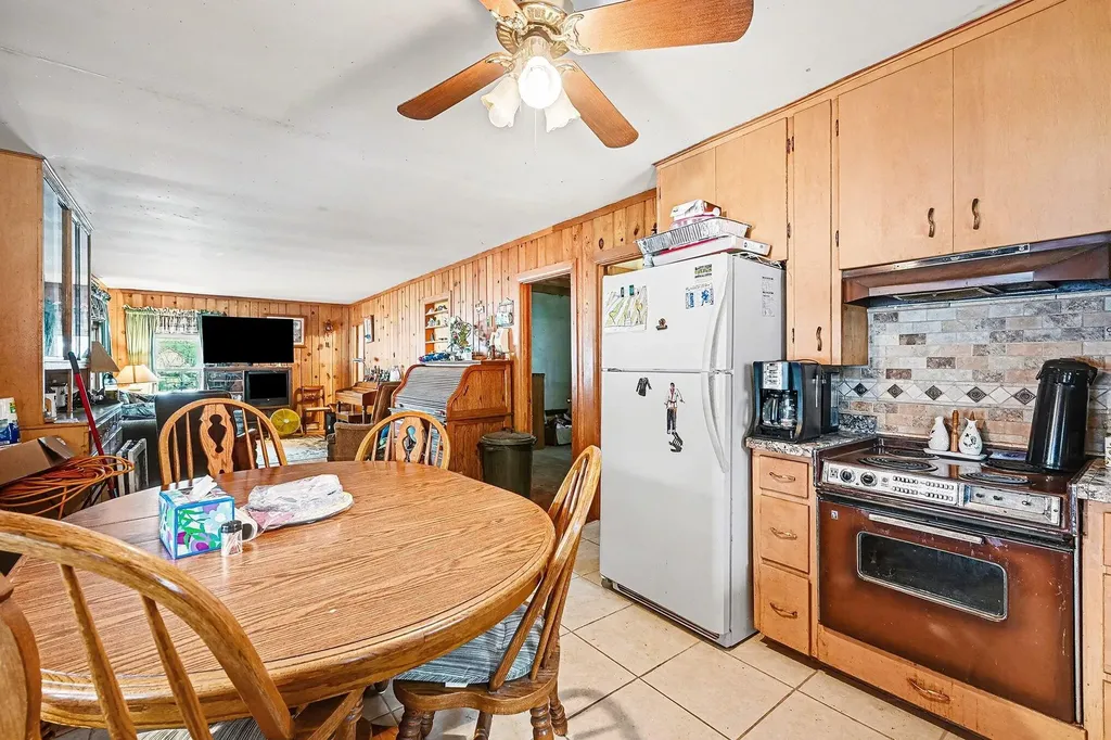 3677 Richardson Drive Cheshire Township MI 49055