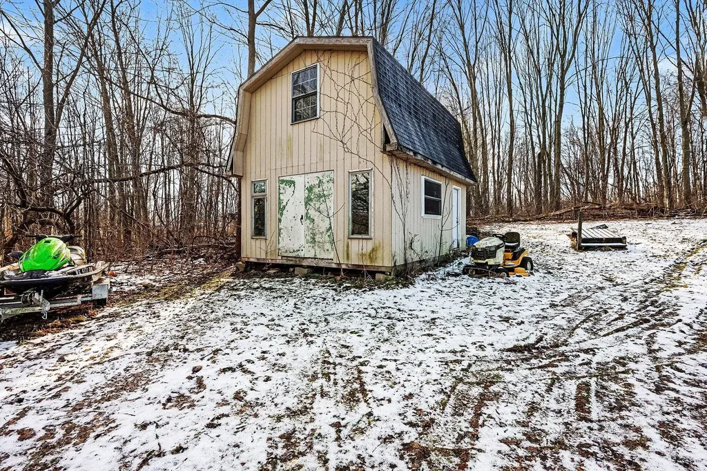 3677 Richardson Drive Cheshire Township MI 49055