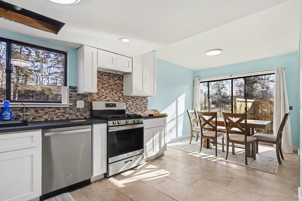 209 Paisley Court Kalamazoo Charter Township MI 49007