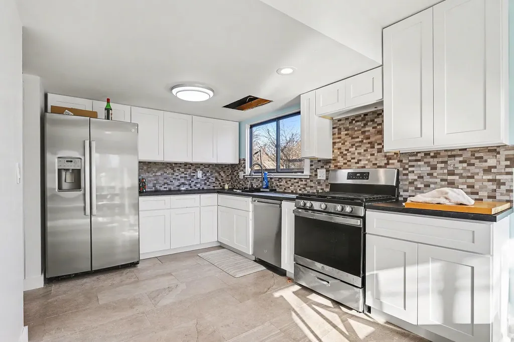 209 Paisley Court Kalamazoo Charter Township MI 49007