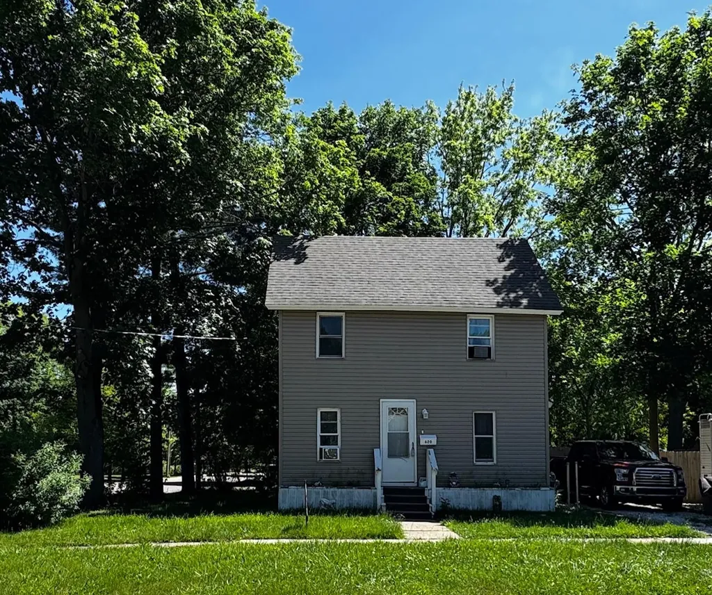 620 E Green Street Marshall City MI 49068