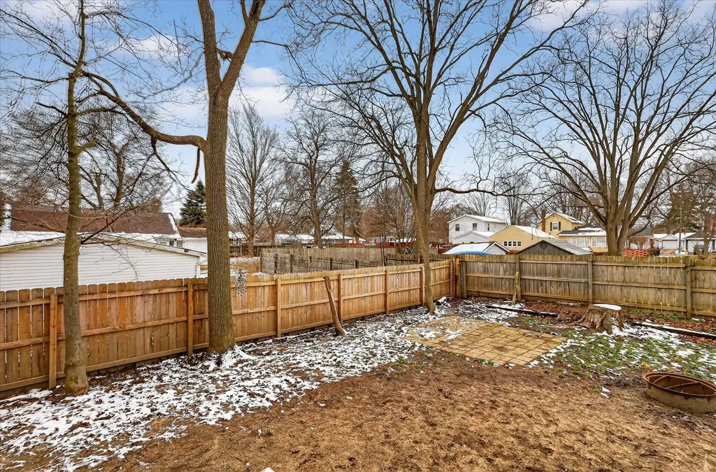 620 E Green Street Marshall City MI 49068
