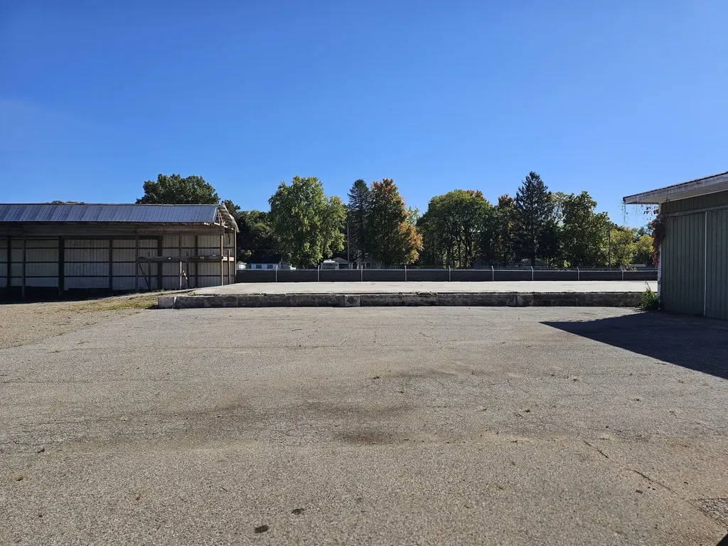 312 E Sherwood Street Decatur Village MI 49045
