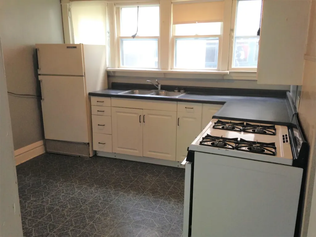 415 Davis Street Kalamazoo City MI 49007