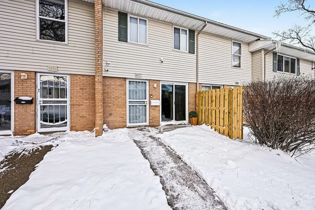 3407 Kenbrooke Court Kalamazoo City MI 49006
