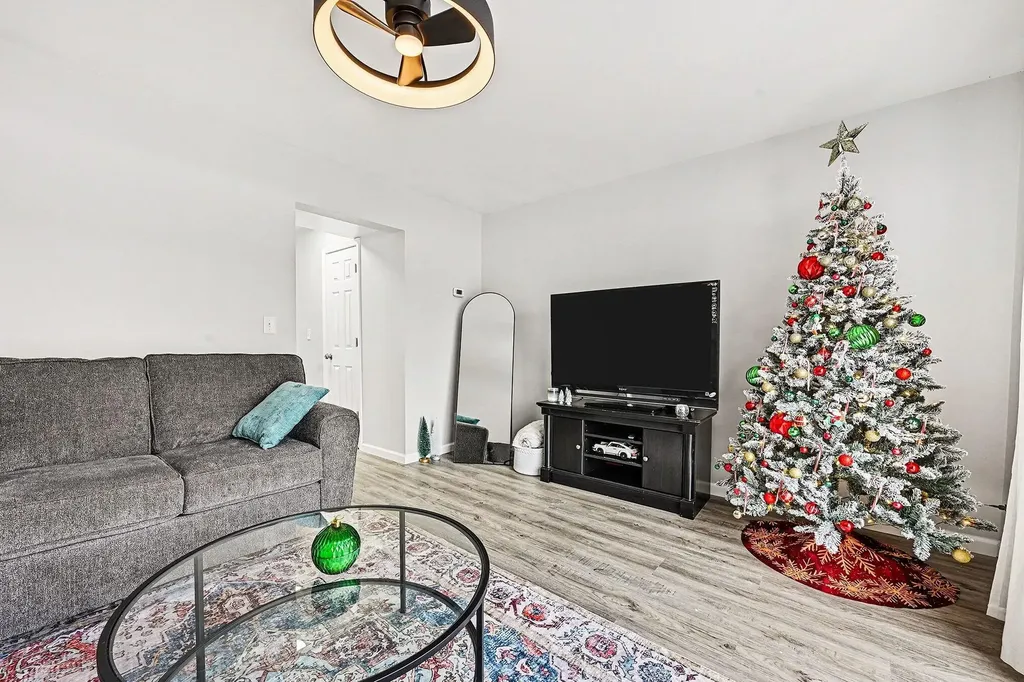 3407 Kenbrooke Court Kalamazoo City MI 49006
