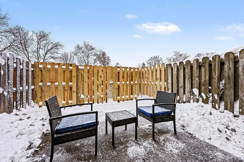 3407 Kenbrooke Court Kalamazoo City MI 49006