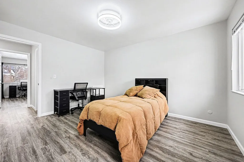 3407 Kenbrooke Court Kalamazoo City MI 49006