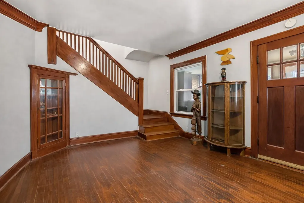 35553 M 43 Waverly Township MI 49079