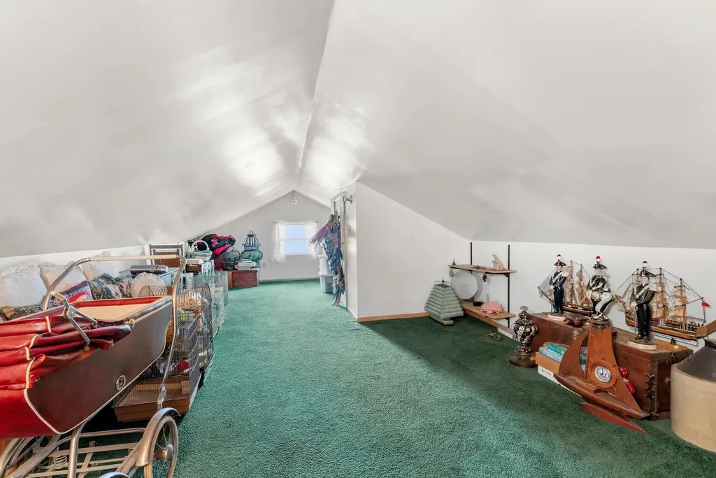 35553 M 43 Waverly Township MI 49079