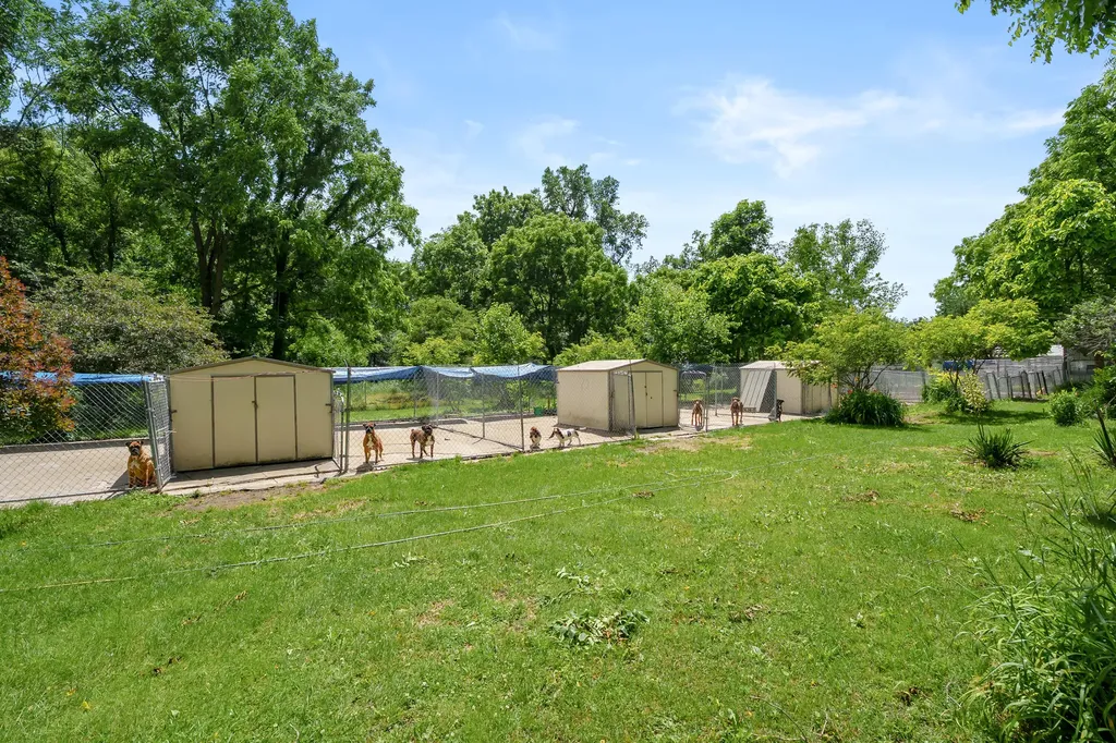 35553 M 43 Waverly Township MI 49079