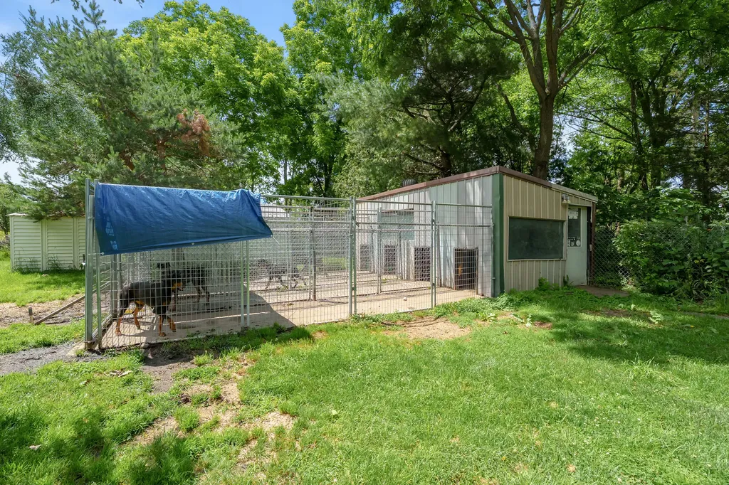 35553 M 43 Waverly Township MI 49079