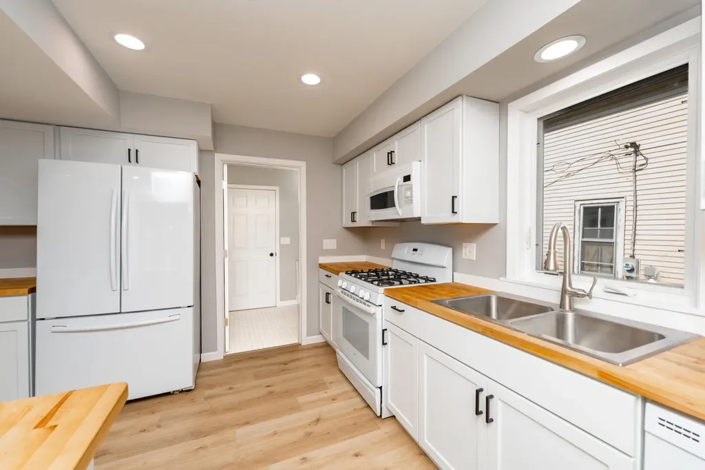 816 River Street Three Rivers City MI 49093