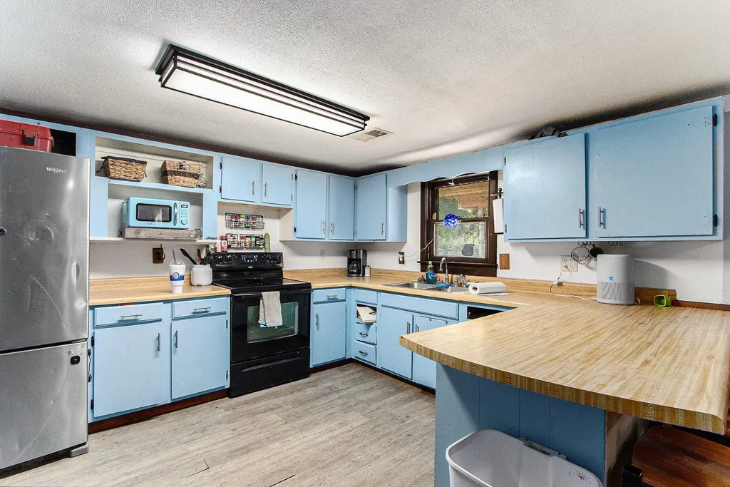 46778 Sycamore Drive Arlington Township MI 49013